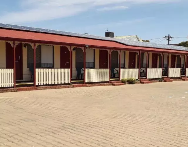 Daydream Motel and Apartments