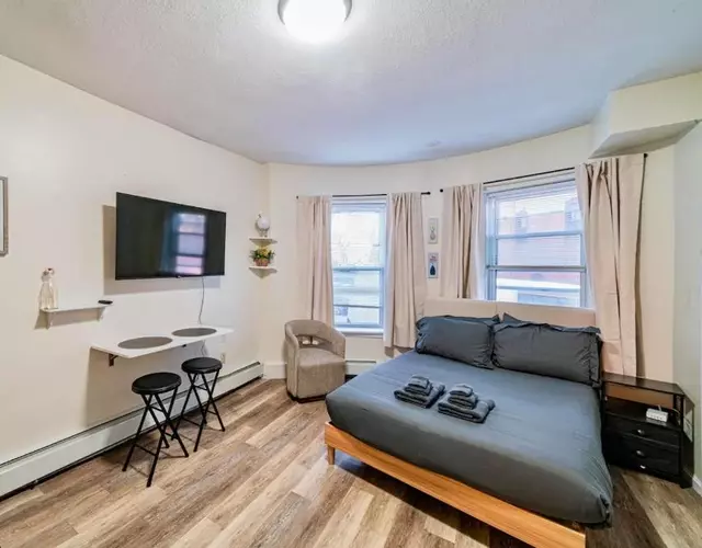 Cozy Studio near MassArt & Longwood, 3-Min Walk to T