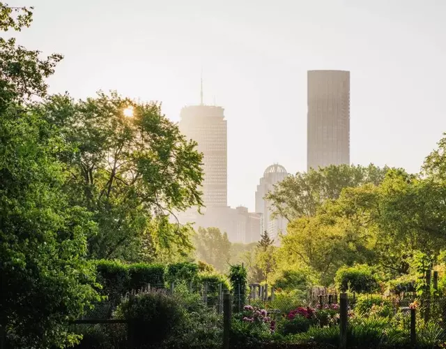 Four Seasons Hotel One Dalton Street, Boston
