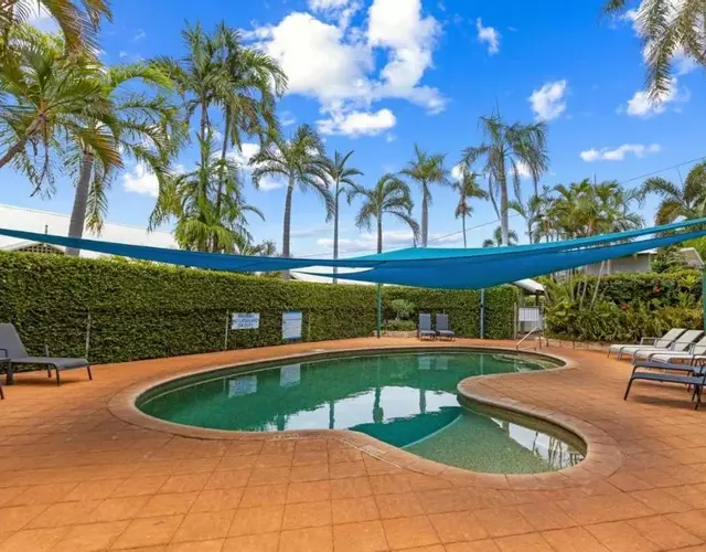Cable Beach 4BR Resort Stay