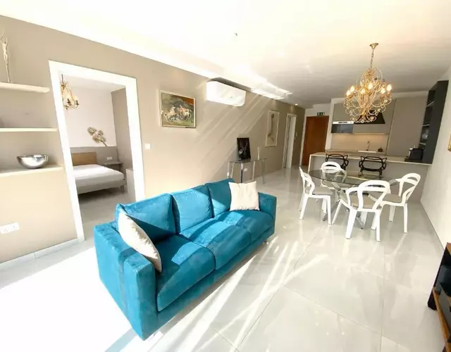 MIA Black Luxury Suite - luxury topfloor stay with private terrace in Qawra - ADULTS ONLY - 1 masterbed 2 bathroom