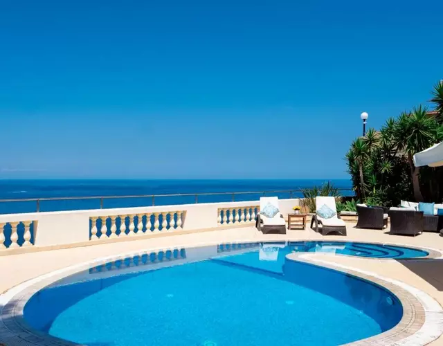 Villa Palma - Sunset Sea Views with Pool, Jacuzzi, Sauna and Games Room