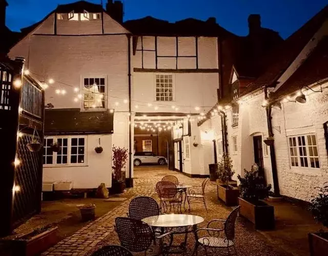 George & Dragon Hotel