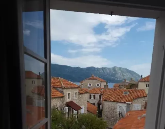 Rooms Dana Old Town Budva