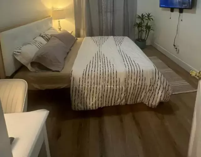 Minimalist Room in Buena Park