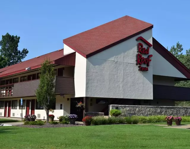 Red Roof Inn Buffalo - Niagara Airport