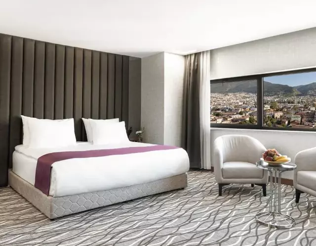 Lilium Hotel & Suites