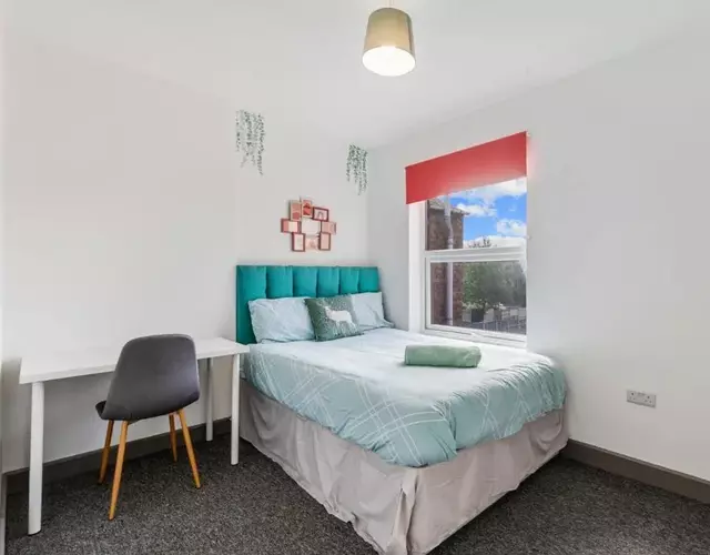 Silver Stag Properties, Large 5 Bedroom property with 5 Bathrooms