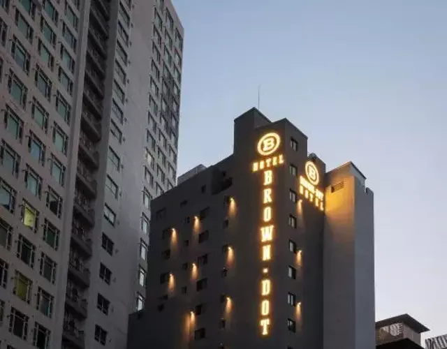 Seomyeon Brown-dot hotel Gold