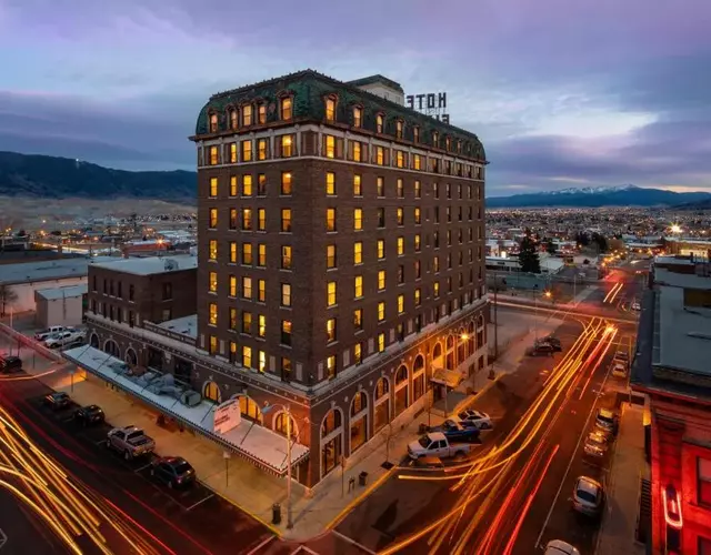 Finlen Hotel and Motor Inn