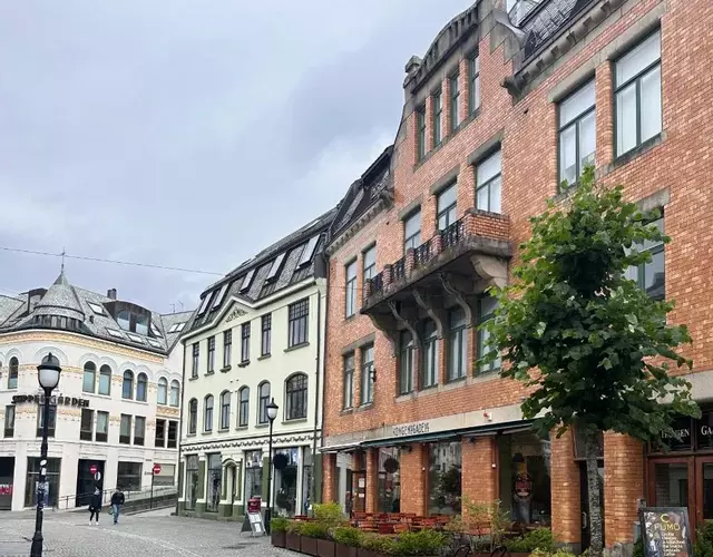 Stunning penthouse in the city!