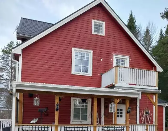 Stor villa i lantlig miljö i Torvallaby Östersund Jämtland