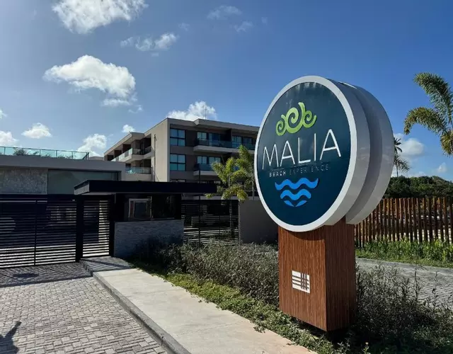 Malia Beach Experience Muro Alto Porto de Galinhas por Brevelar