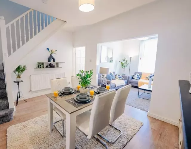 New 2BR Home Comfy and Spacious