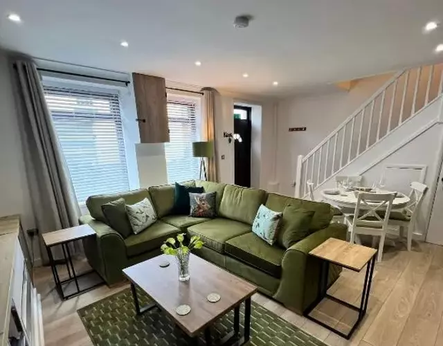KILEX House - Contractors Long stay 3 bed Bike store