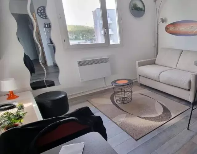 La plage Superbe studio refait à neuf