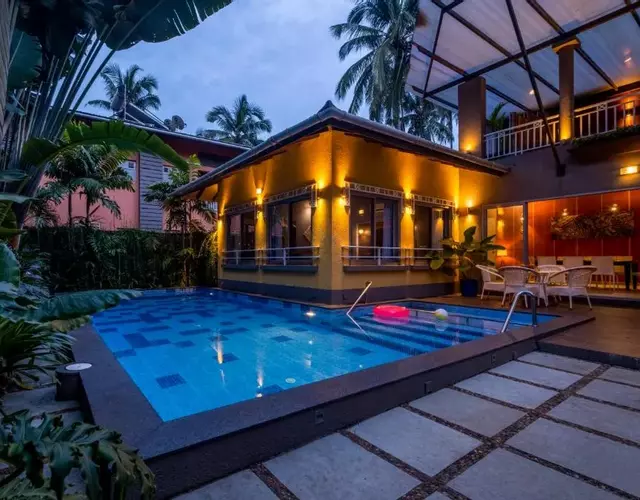 Beach 7 mins walk Luxury villa Diva