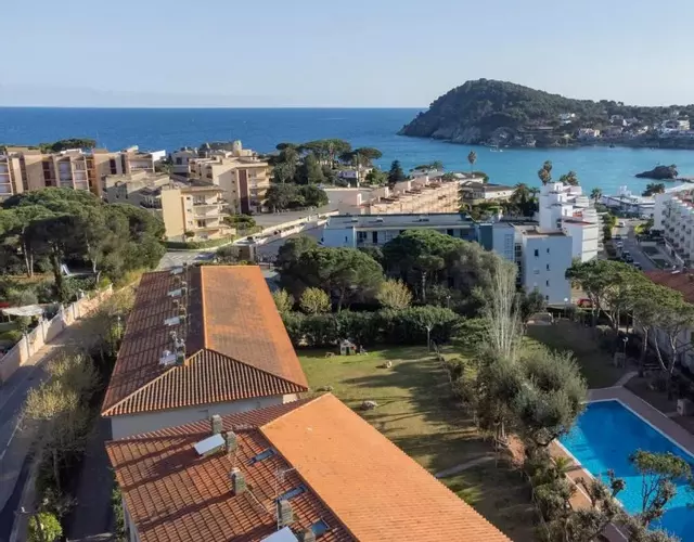 Apartamentos CASA MAREA La Fosca parking y piscina - WeHost Costa Brava