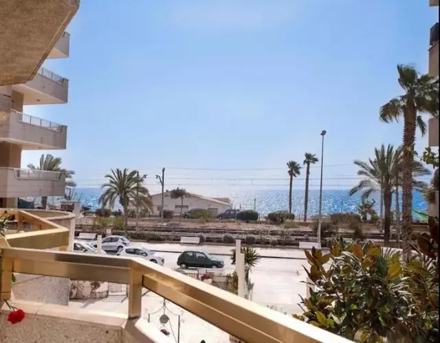 Seaview apartment at the beach