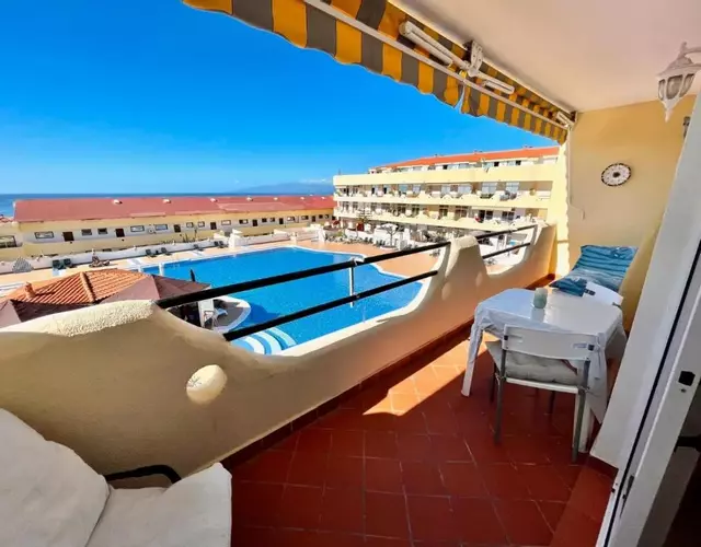 Marina Palace Vista piscina