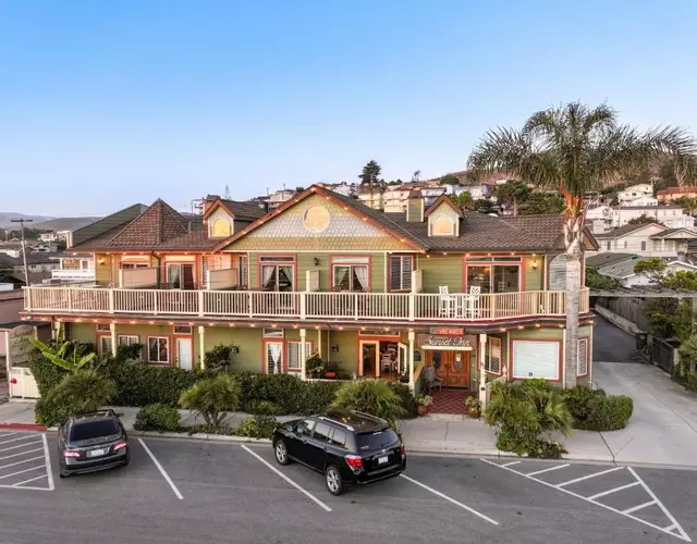 Cayucos Sunset Inn