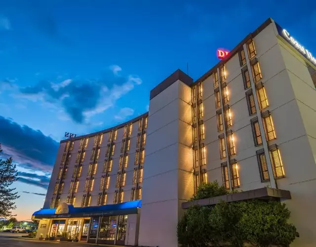 Coast Discovery Inn