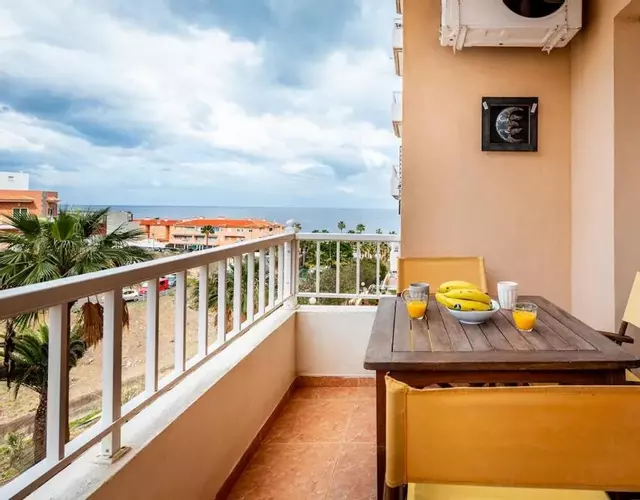 Cerca de la playa y cómodo by CABANA Rentals