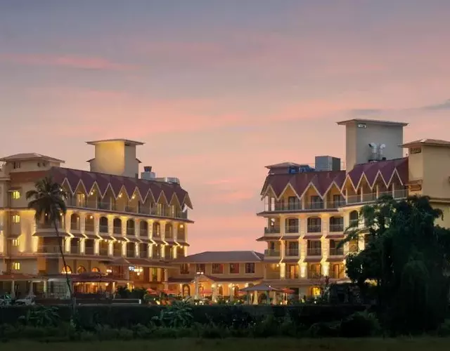 Acron Candolim Regina