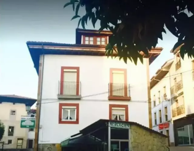 Pensión Gijonés