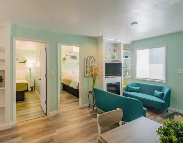 Beachside Inn