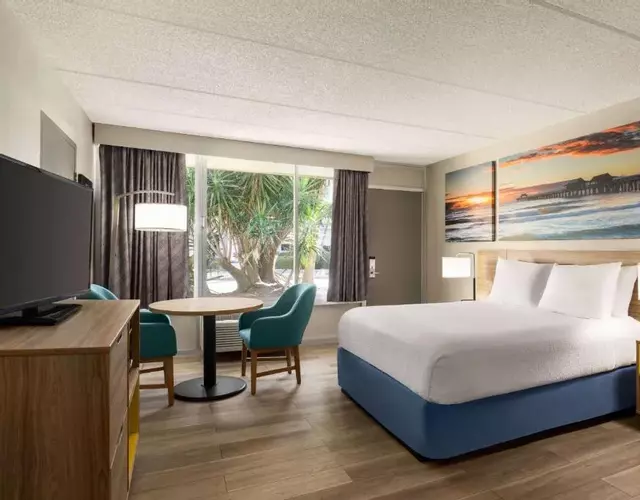 Days Inn by Wyndham Cocoa Beach Port Canaveral