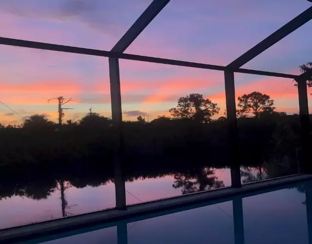 Phoenix quite Area Pool and great water few