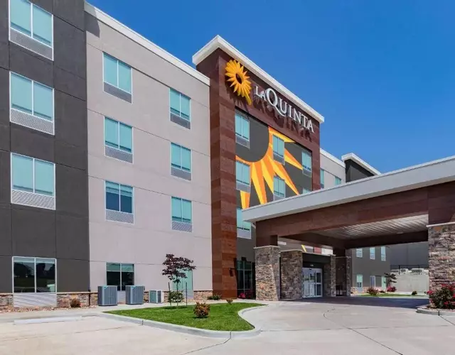 La Quinta Inn & Suites by Wyndham Jackson-Cape Girardeau