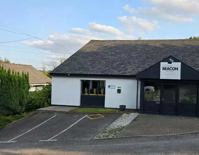 The Beacon Hotel, Part of AG Collection