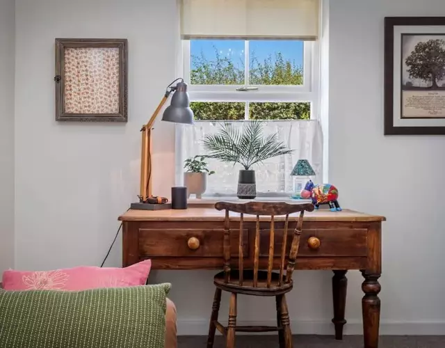Luxury three bedroom coastal cottage