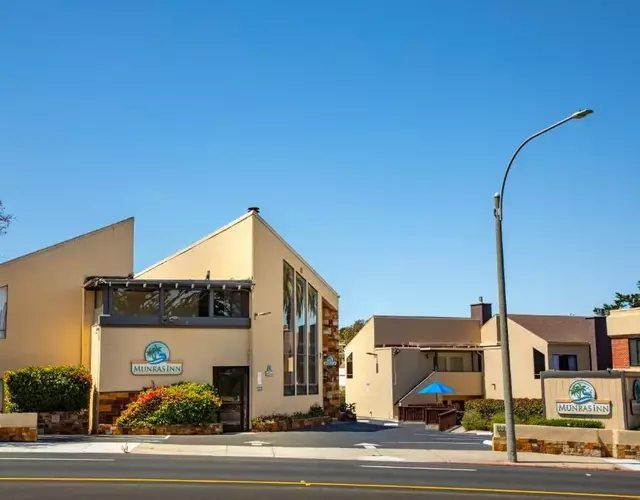 Munras Inn