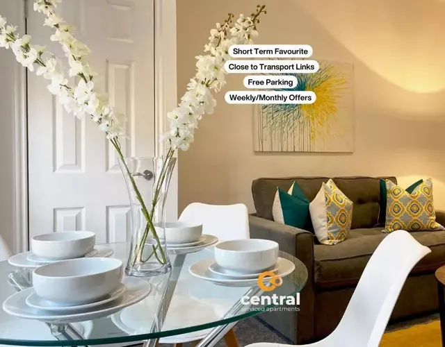 CENTRAL SERVICED APARTMENTS - Cosy 1 Bedroom - Modern - Close to Transport Links - Quiet Neighbourhood - Fast WiFi - Fully Equipped - Smart TVs in All Rooms - Monthly Stays Welcome - FREE Street Parking - Ideal Relocation to Dundee Accommodation