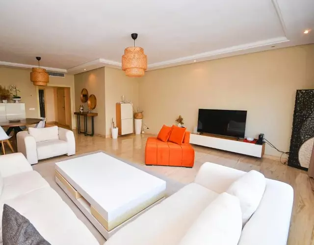 Spacious Apartment - Casablanca Central