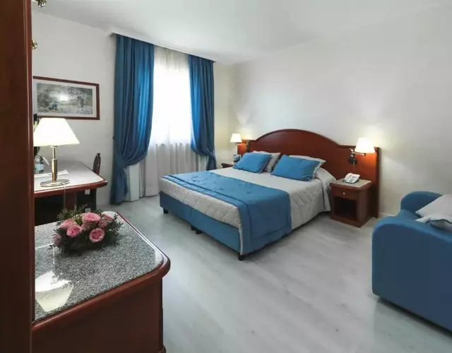 Edra Palace Hotel & Ristorante