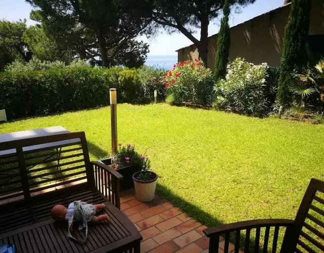 appartement avec jardin vue sur mer 2 étoiles