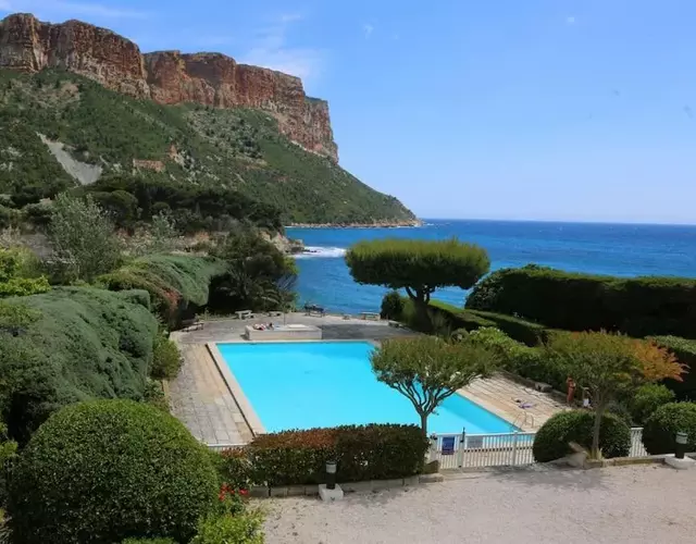 Exceptionnel, 5' du village de cassis, vue féerique, piscine, parking