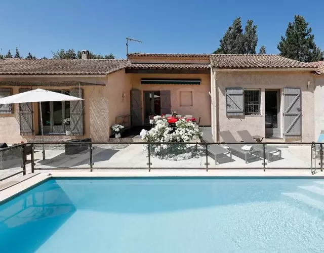 Villavos- La Vassal avec cheminée - A partir de 2pers