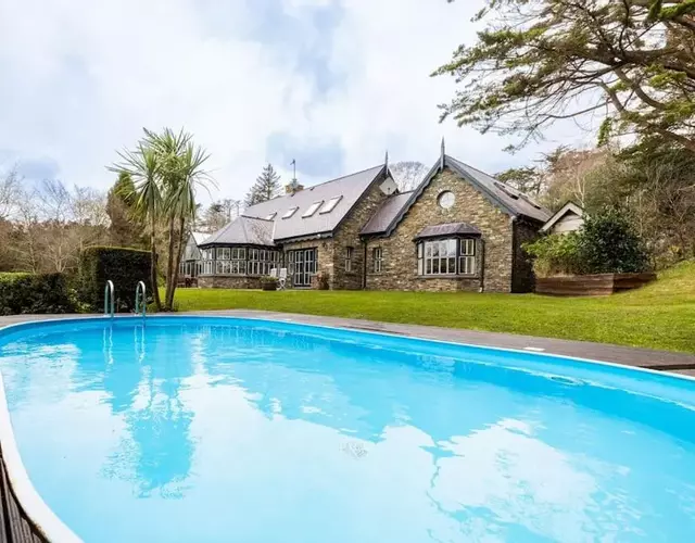 Luxury House on Seafront