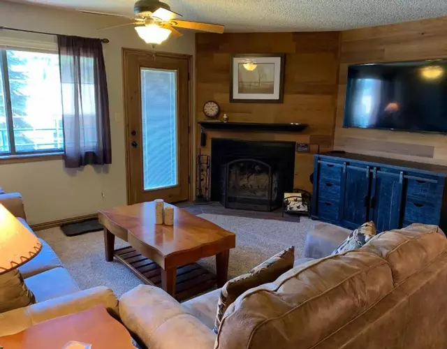 Giant Steps 17 Ski in out