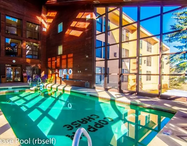 Royal Vista II Pool-Spa Ski-in out Gym, Sauna, Laundry, BBQ