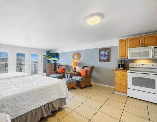 Stay-Seas Hideaway 214 at Cedar Cove Condos