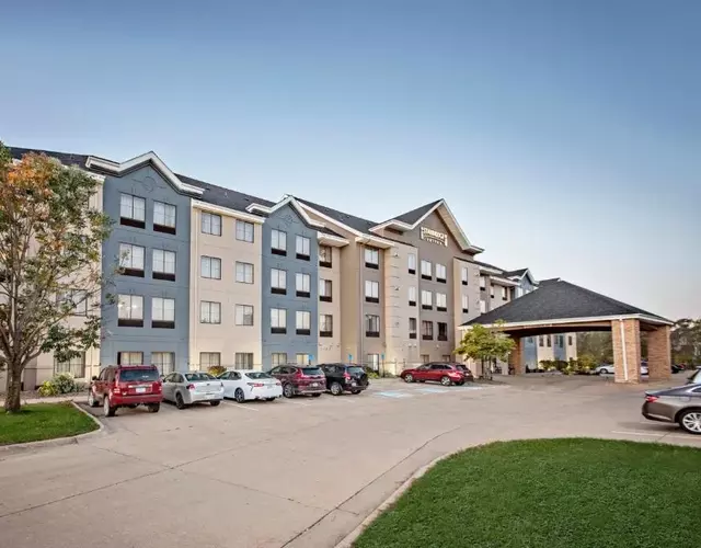 Staybridge Suites - Cedar Rapids North by IHG