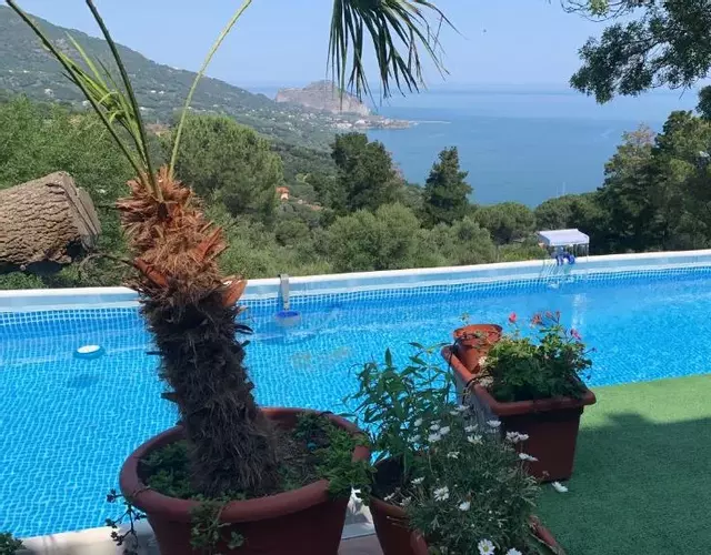 Vacanze Sicilia, Villa con piscina con vista Mare e porto di Cefalù