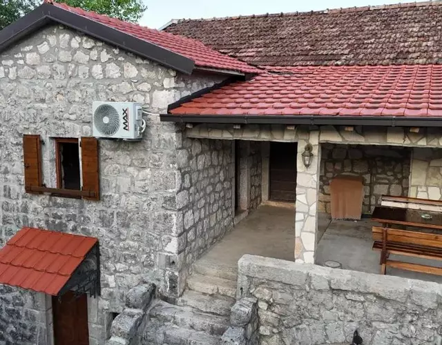 Jablan Stone House - Kamena Kuća Jablan