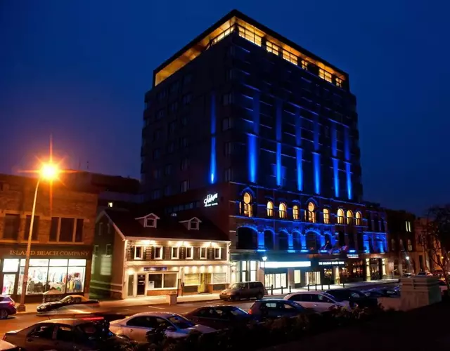 The Holman Grand Hotel